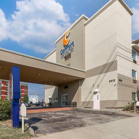 Comfort Inn & Suites Louisville Airport Fair & Expo Buitenkant foto